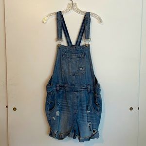 Distressed Denim Shorts Overalls Size 31